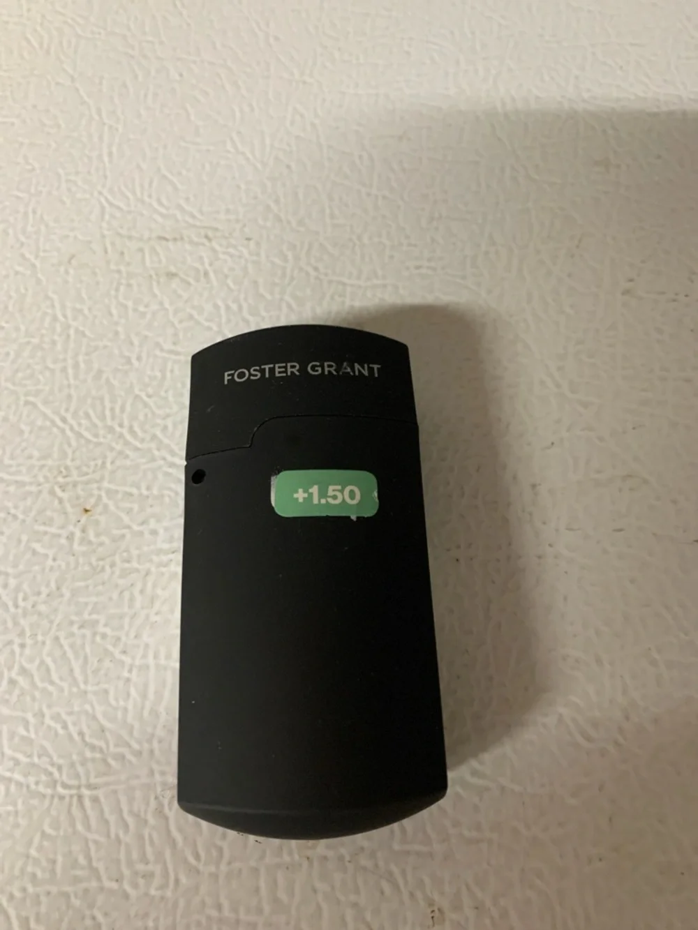 Foster Grant Foldable Rectangular Reading Glasses in Silver with Black Case